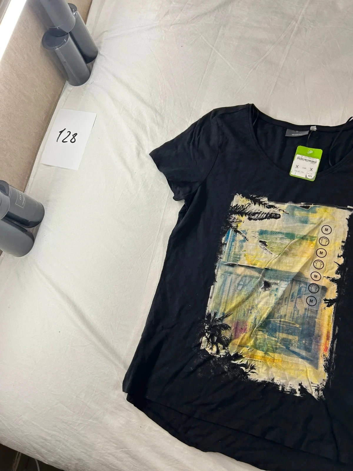 Zwart T-shirt met vintage patronen Yessica C&A – photo 3